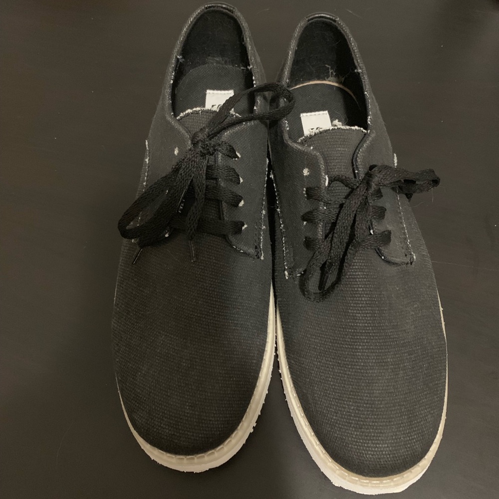 Men’s Shoes